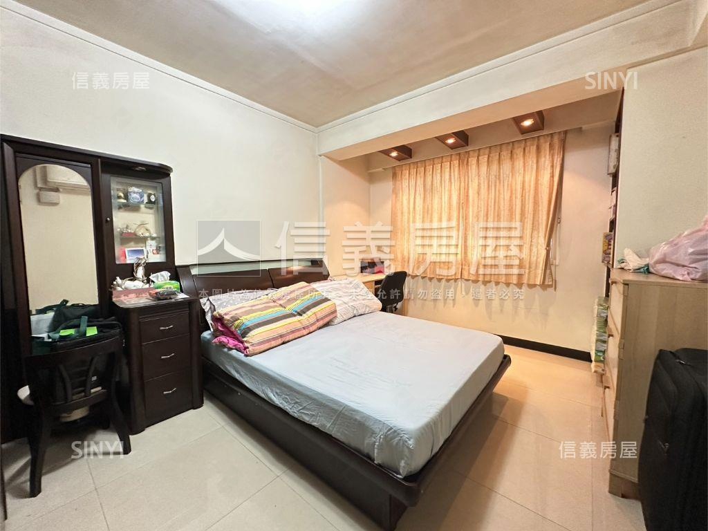 稀有釋出免爬高三民路二樓房屋室內格局與周邊環境