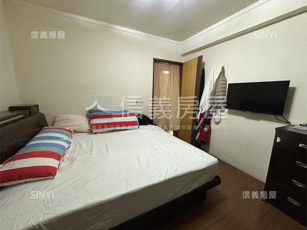 稀有釋出免爬高三民路二樓房屋室內格局與周邊環境