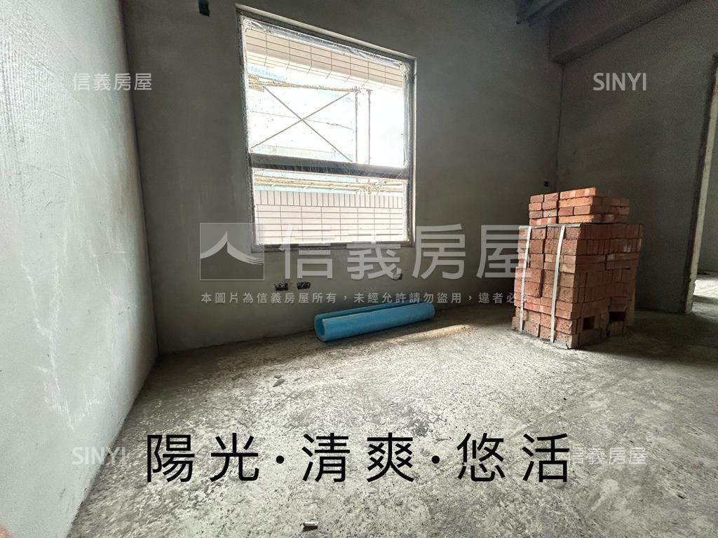 警大㊣兩房預售可約看４Ｆ房屋室內格局與周邊環境