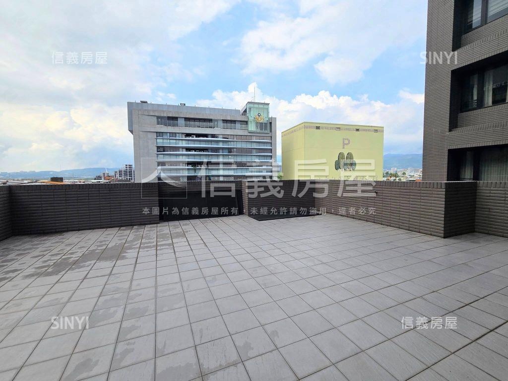 鄉林典藏露台大戶房屋室內格局與周邊環境