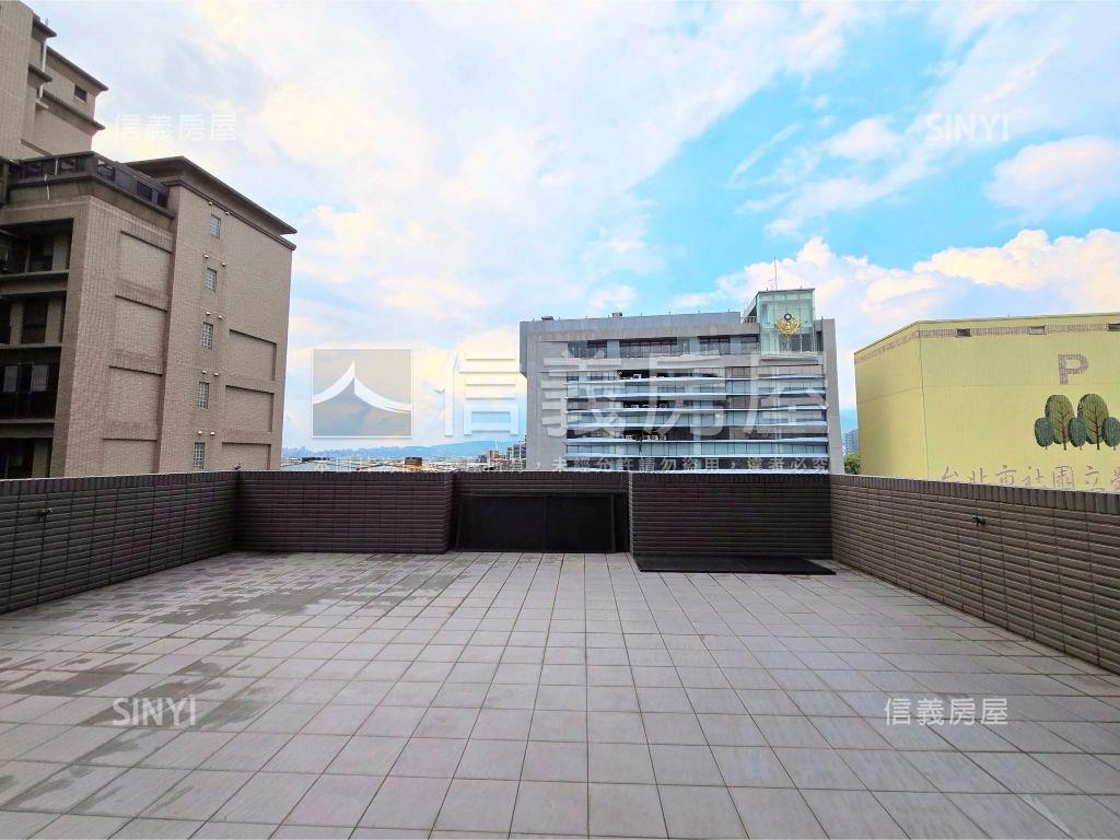 鄉林典藏露台大戶房屋室內格局與周邊環境