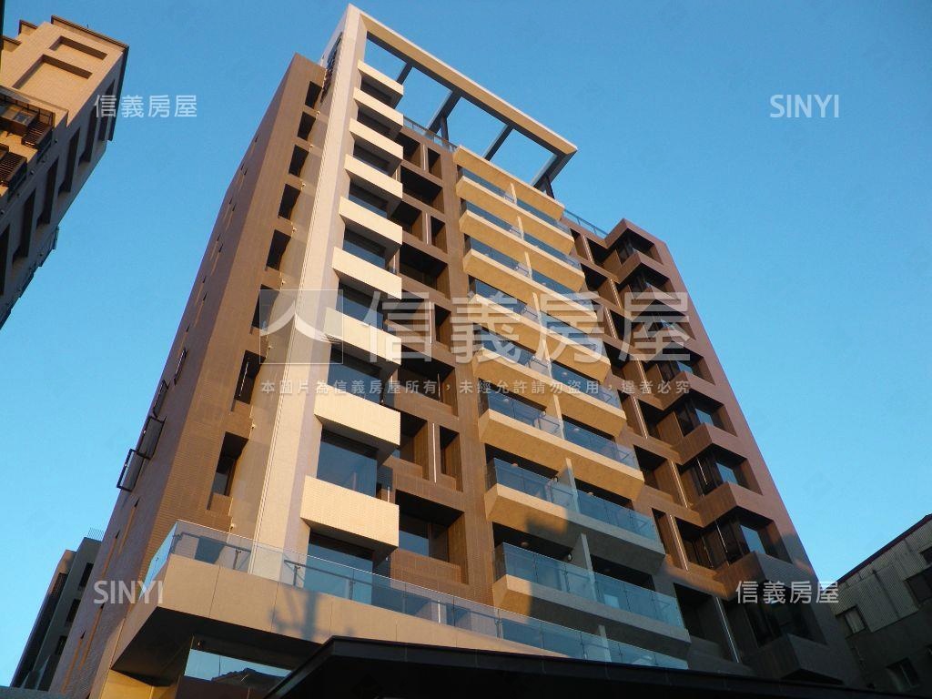 鄉林典藏露台大戶房屋室內格局與周邊環境
