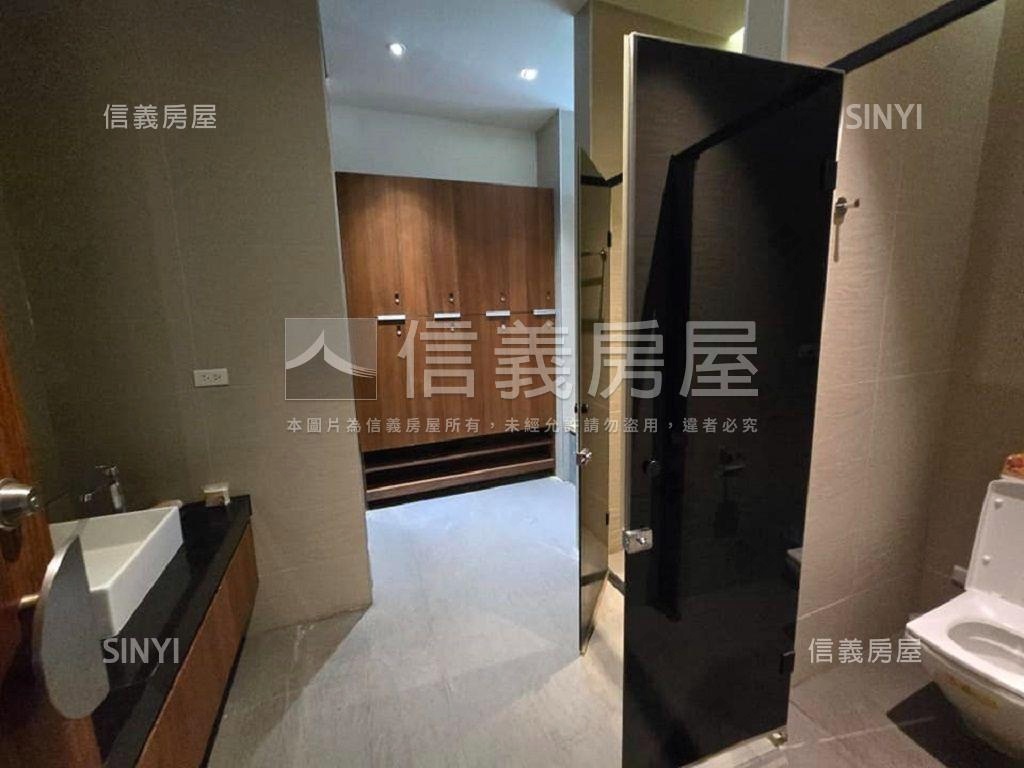 鄉林典藏露台大戶房屋室內格局與周邊環境