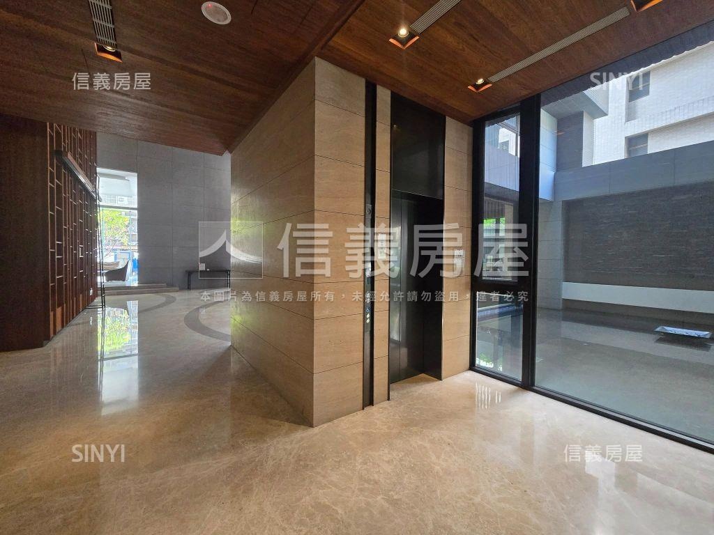 鄉林典藏露台大戶房屋室內格局與周邊環境