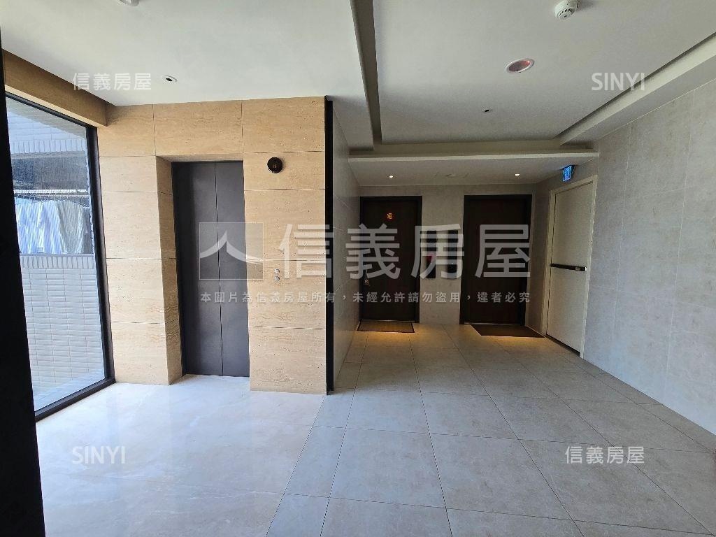 鄉林典藏露台大戶房屋室內格局與周邊環境