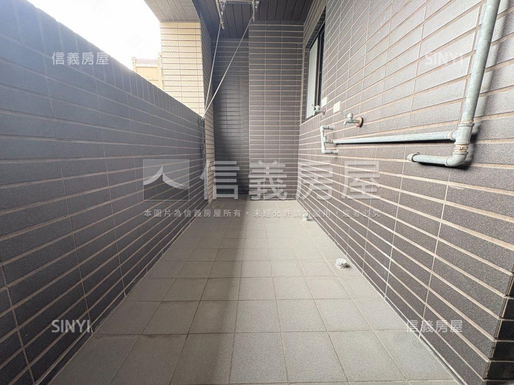 皇翔Ｇ１景觀大兩房車位房屋室內格局與周邊環境