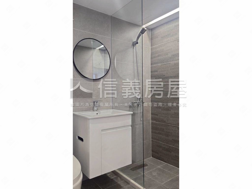 雙子星商圈捷運美兩房８樓房屋室內格局與周邊環境