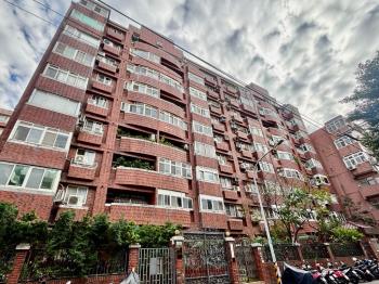 首購小資近學校雪梨市三房