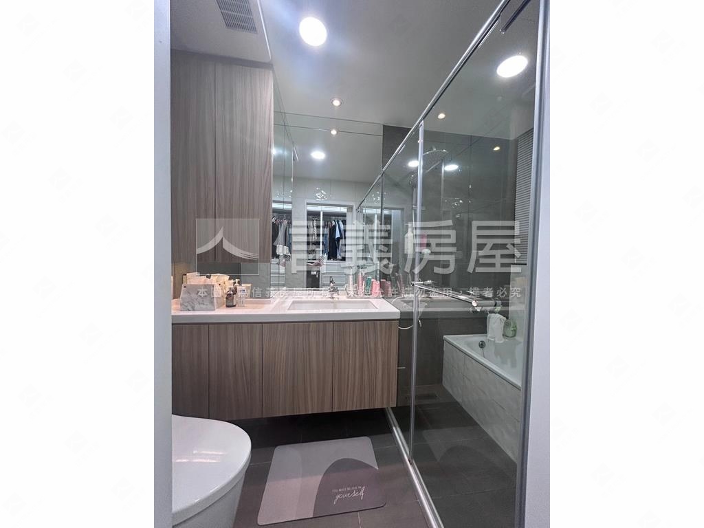 專任．近永安捷運兩房車位房屋室內格局與周邊環境