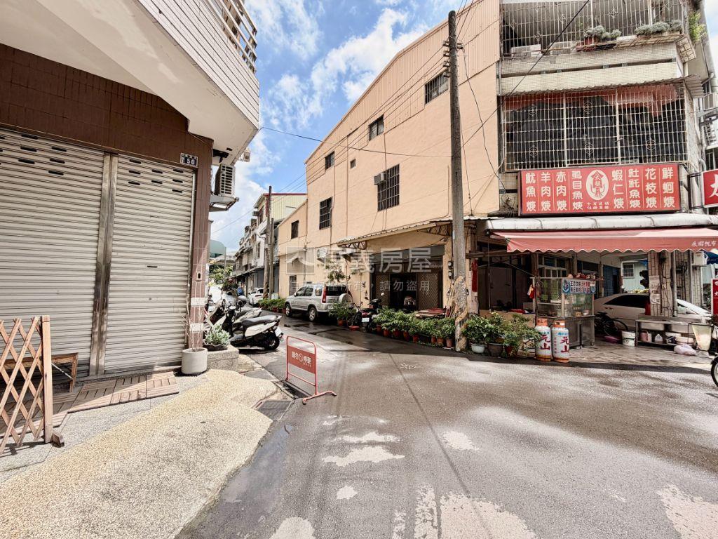國強街角間收租店面房屋室內格局與周邊環境