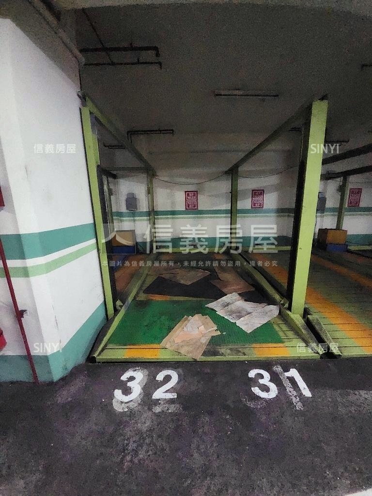 近文心中清捷運商業辦公室房屋室內格局與周邊環境