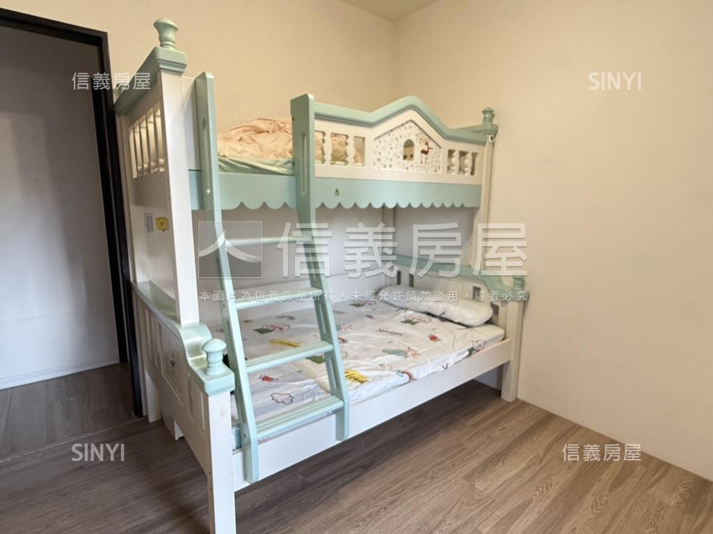 敘上景面公園三房平車房屋室內格局與周邊環境