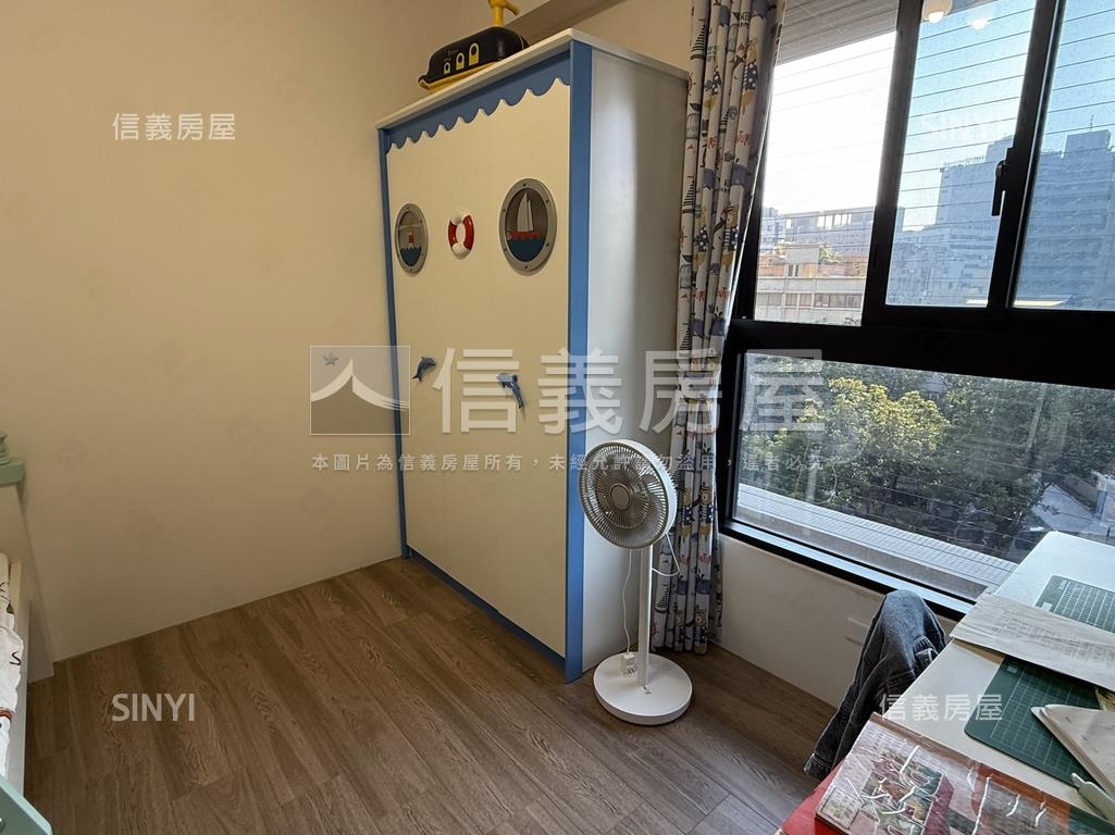 敘上景面公園三房平車房屋室內格局與周邊環境