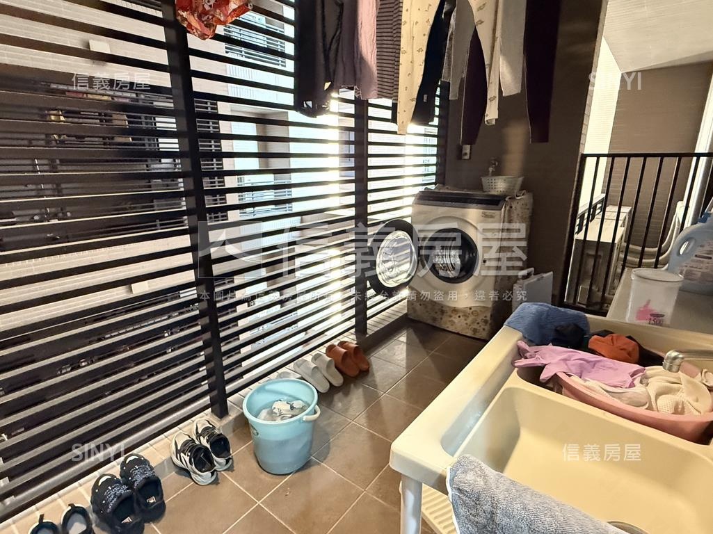 敘上景面公園三房平車房屋室內格局與周邊環境