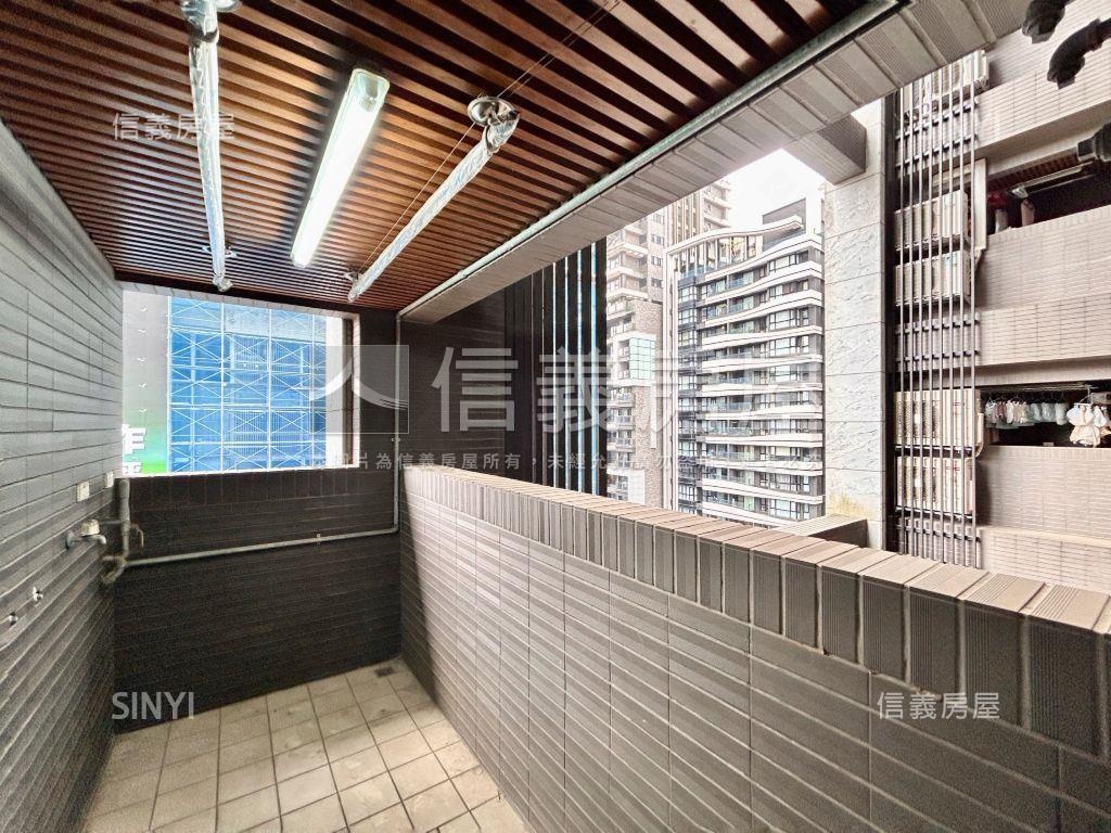 ＴＷＯＭＯＲＥ採光美屋房屋室內格局與周邊環境