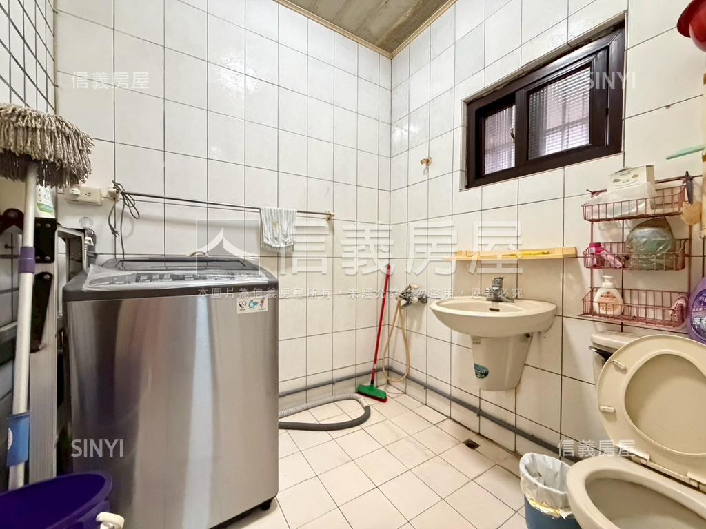 大空間透天稀有釋出房屋室內格局與周邊環境