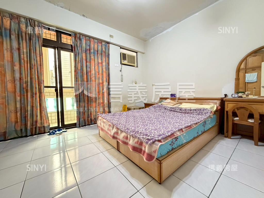 大空間透天稀有釋出房屋室內格局與周邊環境