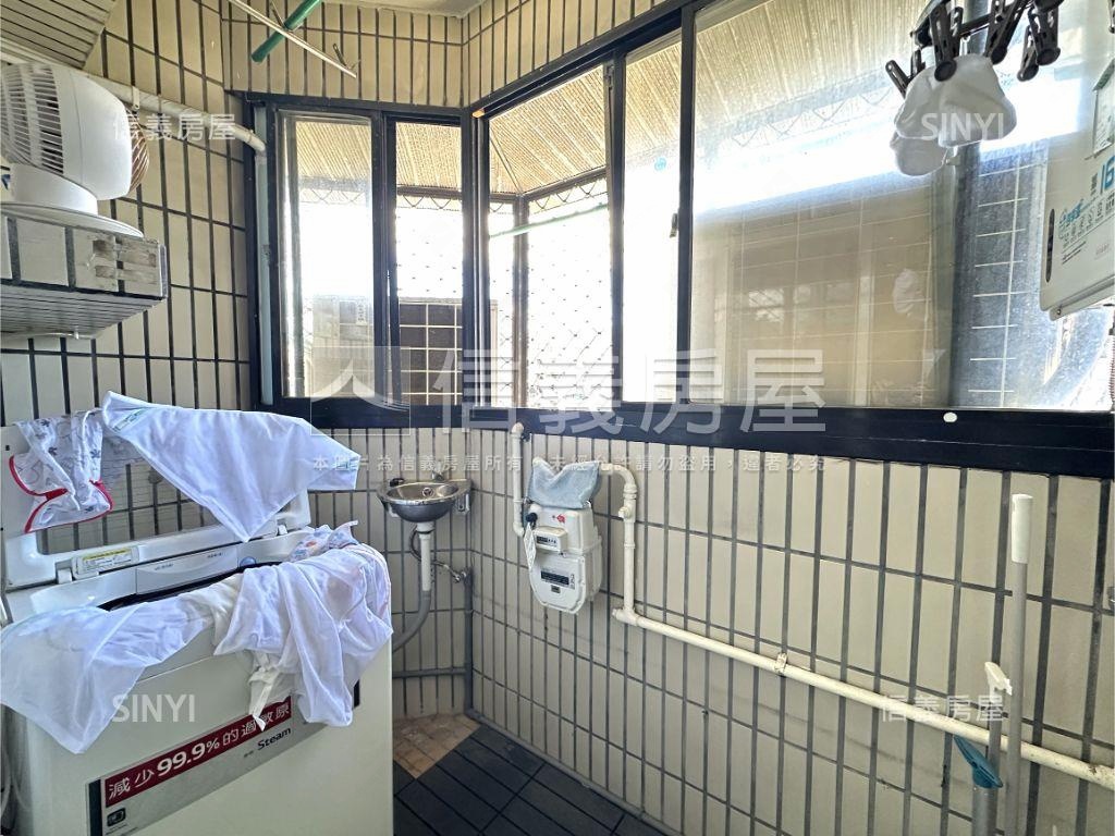 中山電梯精緻小資美兩房房屋室內格局與周邊環境