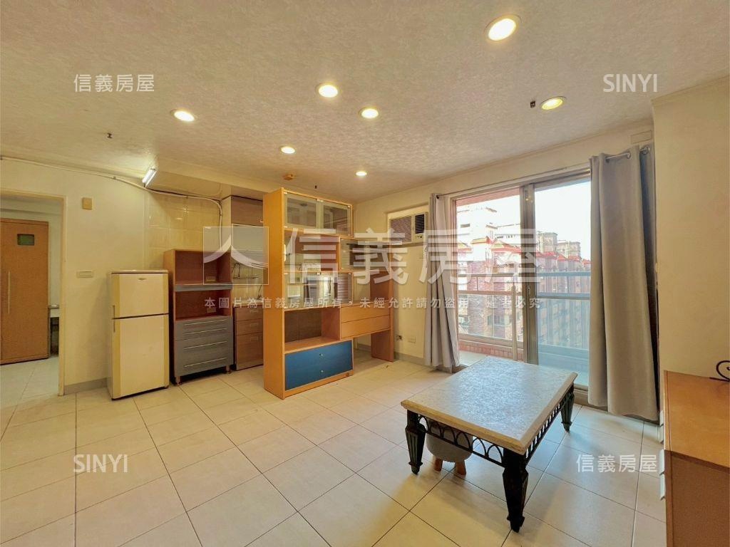 陽光高樓採光兩房房屋室內格局與周邊環境