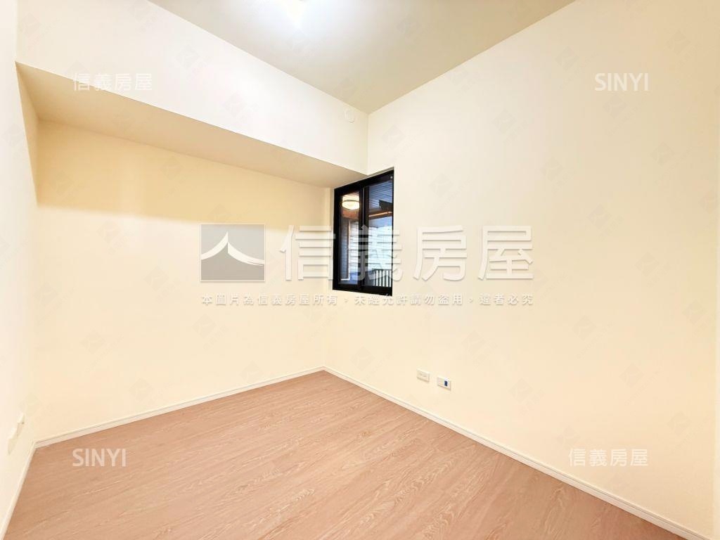 景安全新三房坡平車位房屋室內格局與周邊環境