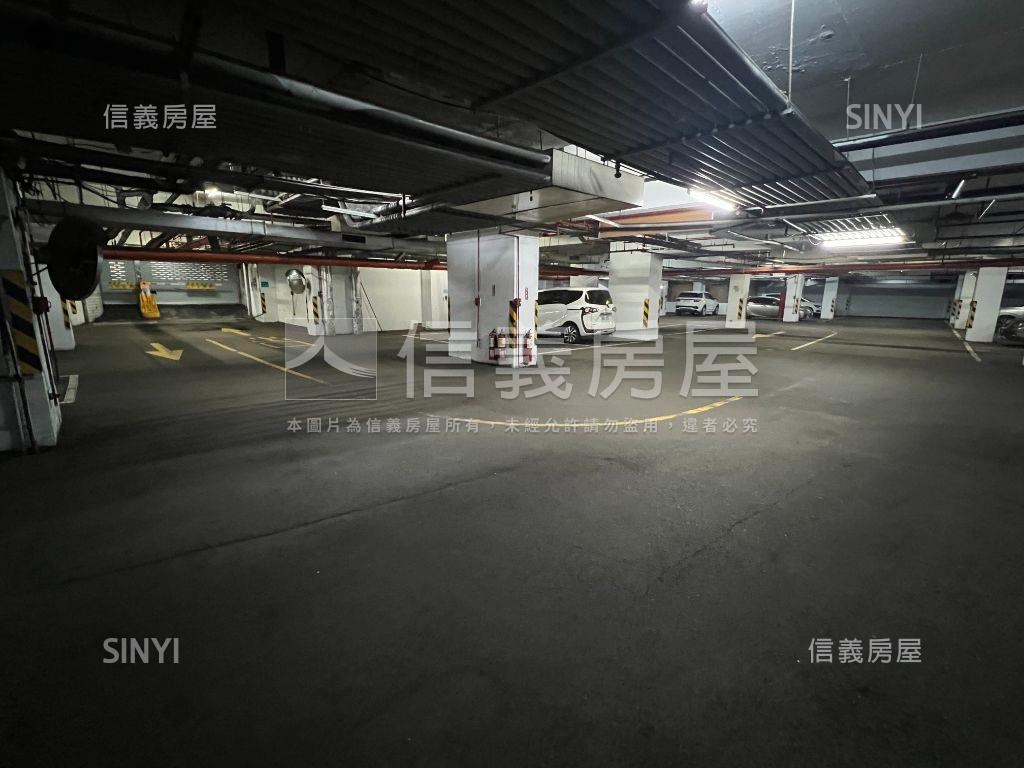 內湖獨立權狀坡平稀有釋出房屋室內格局與周邊環境