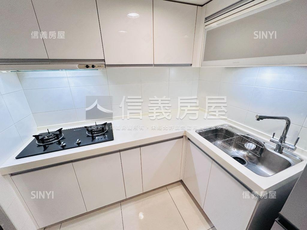 雲想‧邊間兩房車位房屋室內格局與周邊環境