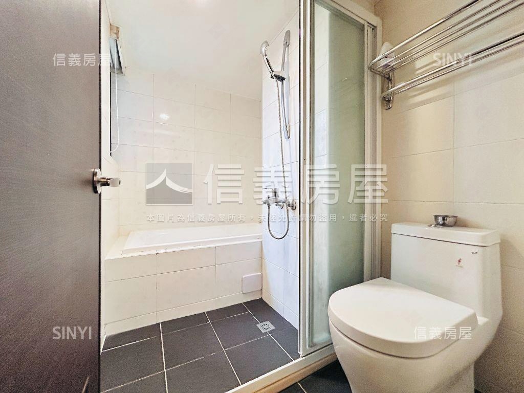 雲想‧邊間兩房車位房屋室內格局與周邊環境