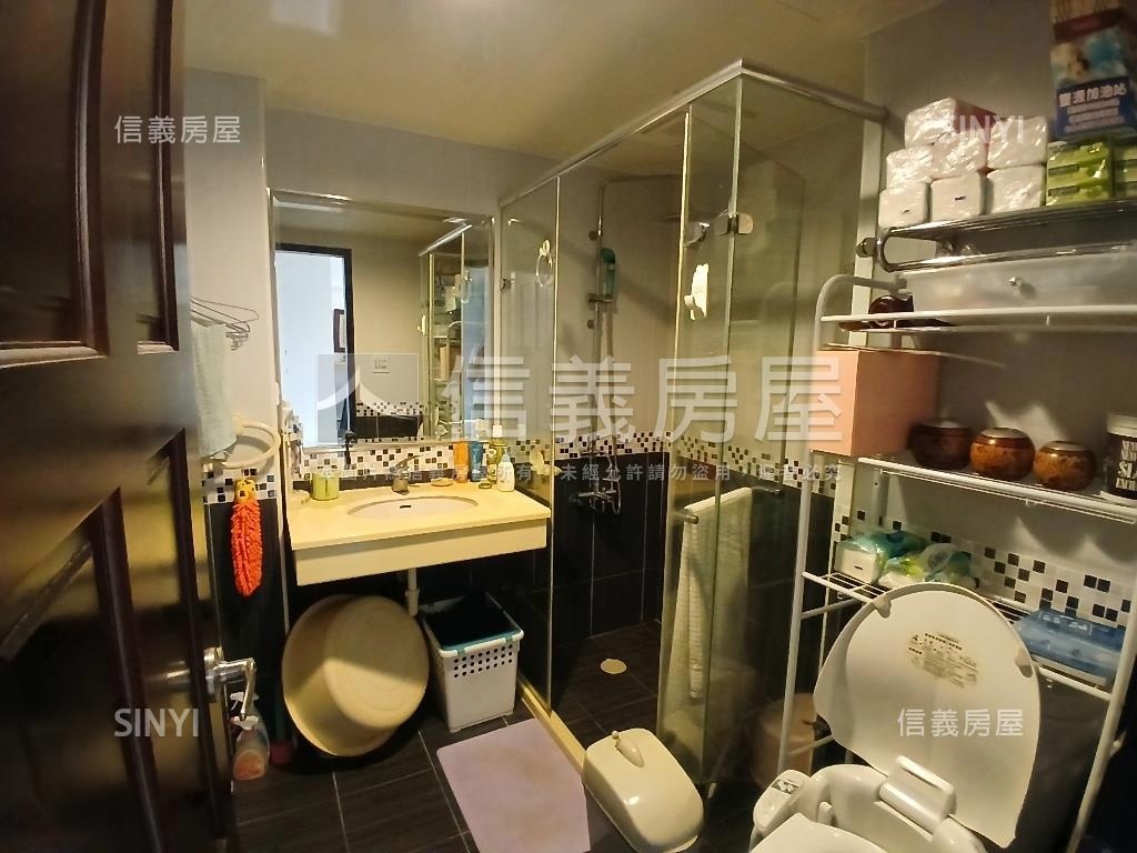 麥迪奇兩房平面車位房屋室內格局與周邊環境