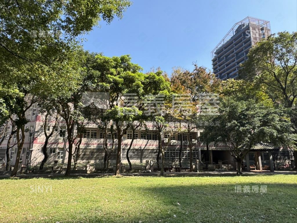 信義★玥隱★高樓美景房屋室內格局與周邊環境