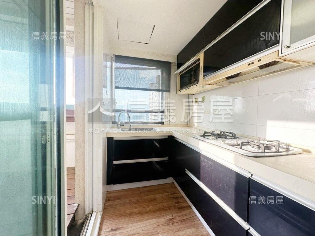 甲山林天廈三房附車位房屋室內格局與周邊環境