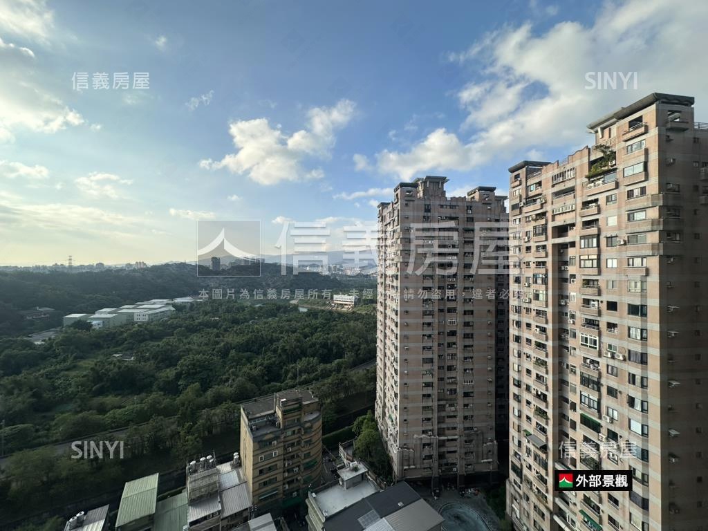 甲山林天廈三房附車位房屋室內格局與周邊環境