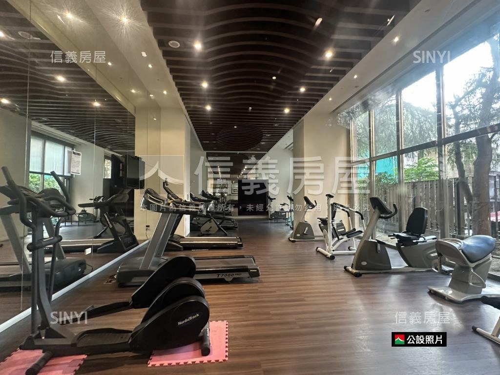 甲山林天廈三房附車位房屋室內格局與周邊環境