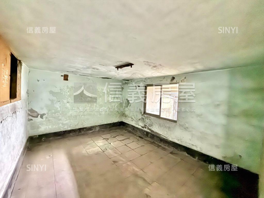 仁武低總透天房屋室內格局與周邊環境