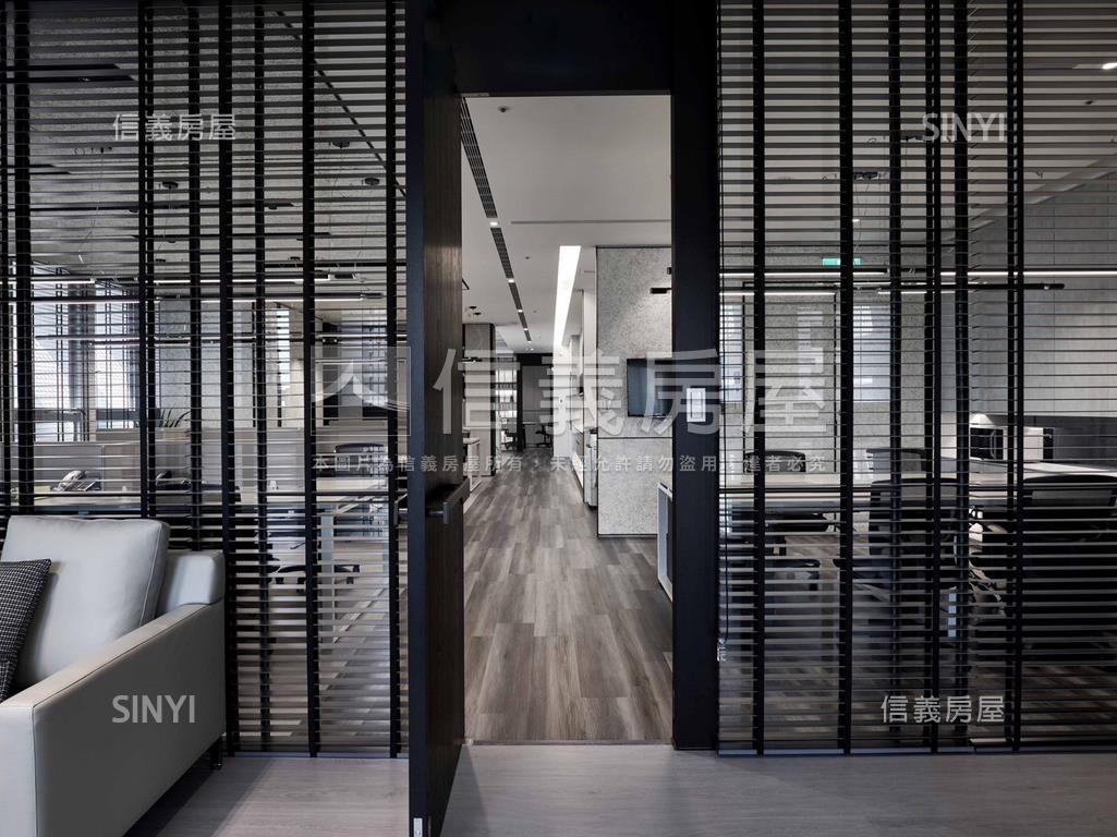 七期商辦美裝潢合併戶商辦房屋室內格局與周邊環境