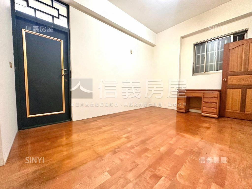 近國光花市鄰路震後透天房屋室內格局與周邊環境