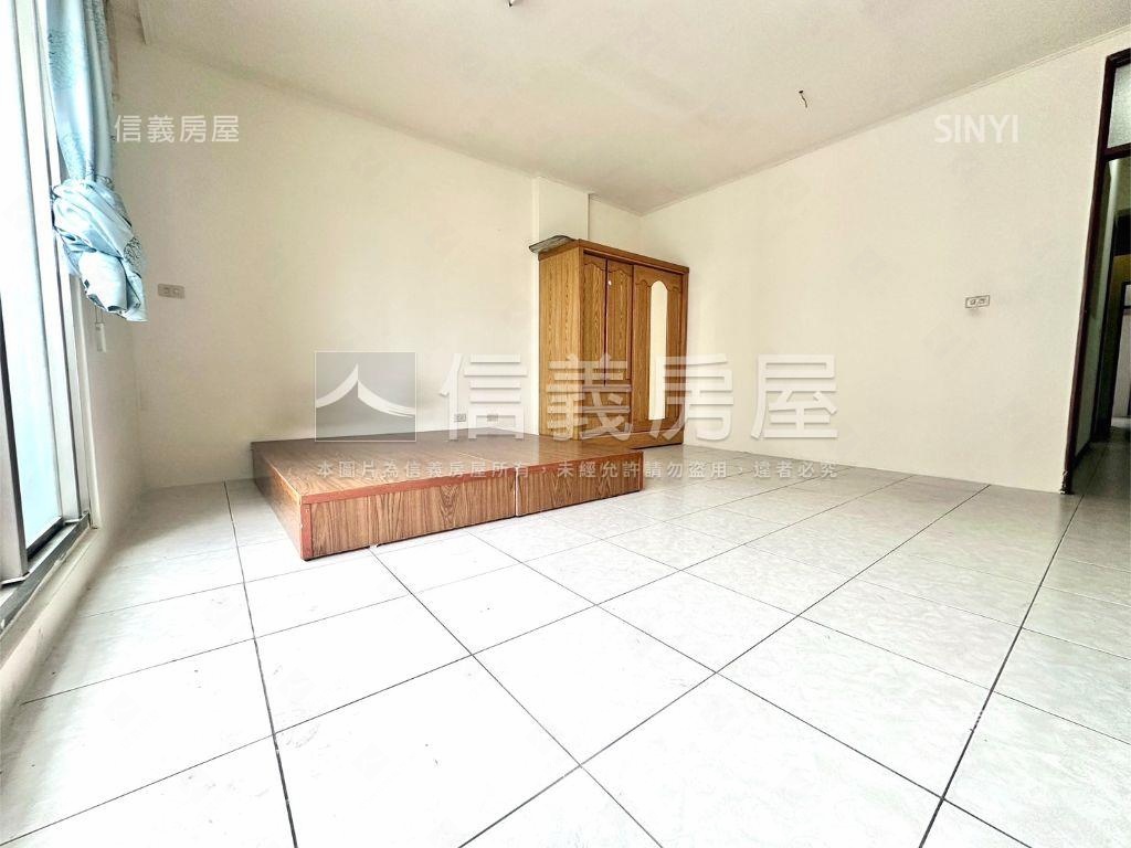 近國光花市鄰路震後透天房屋室內格局與周邊環境