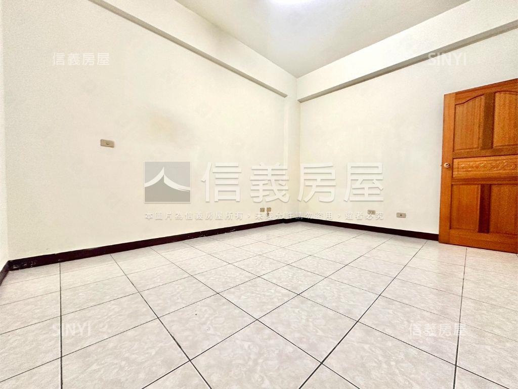 近國光花市鄰路震後透天房屋室內格局與周邊環境
