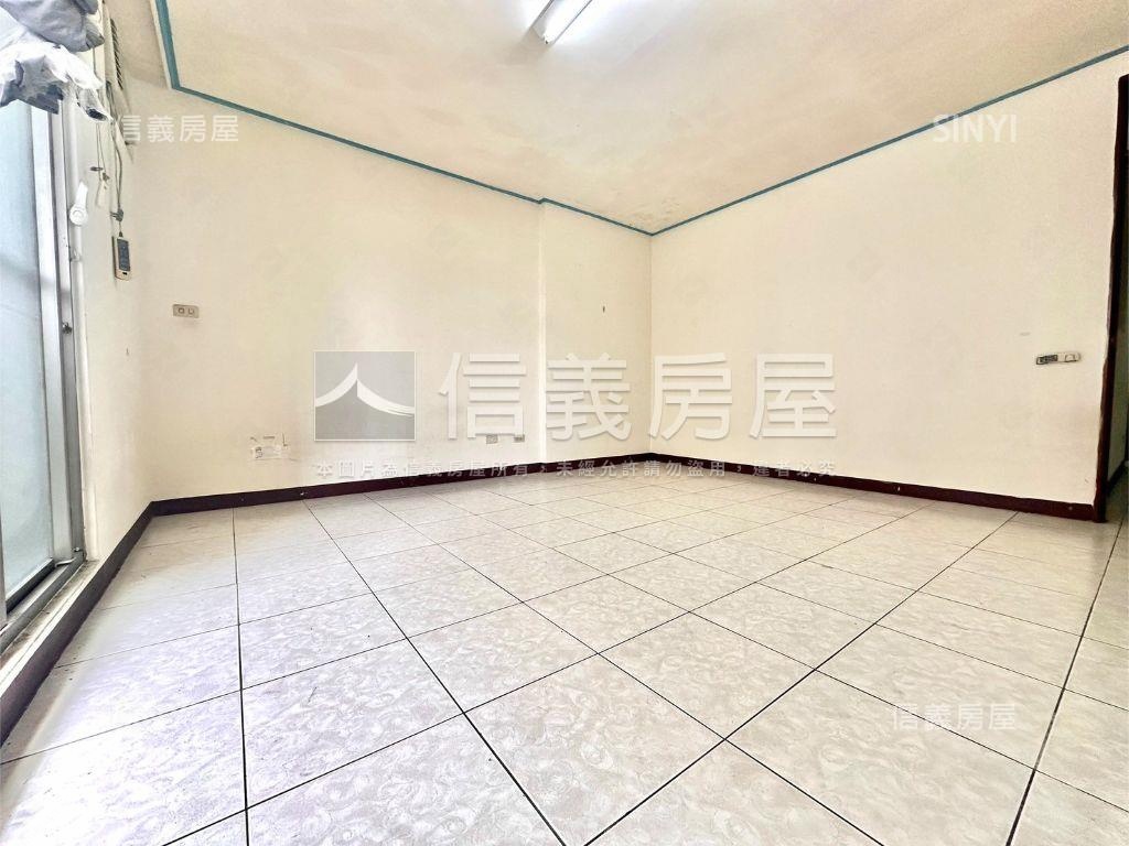 近國光花市鄰路震後透天房屋室內格局與周邊環境
