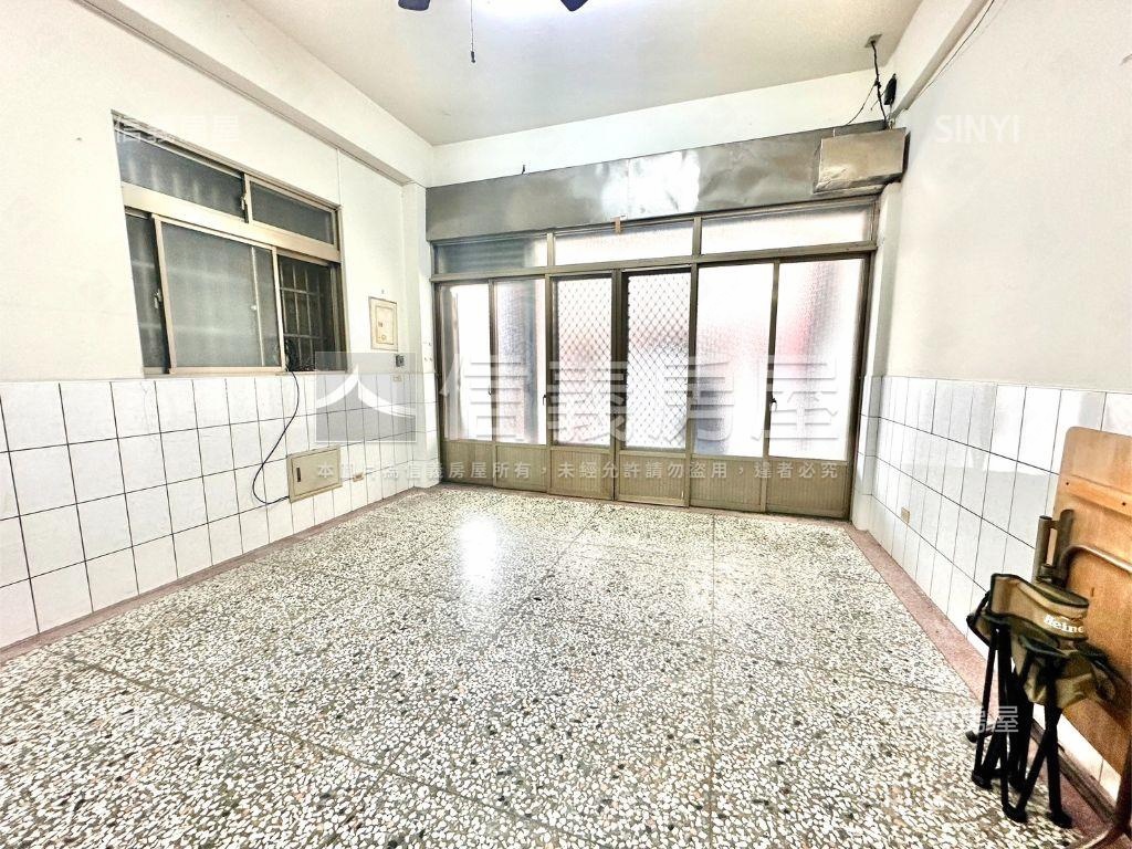 近國光花市鄰路震後透天房屋室內格局與周邊環境