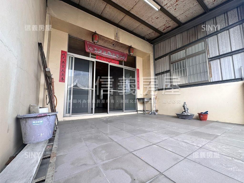 近國光花市鄰路震後透天房屋室內格局與周邊環境