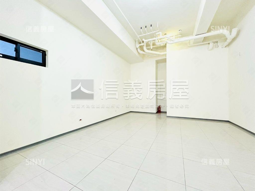 萬大境挑高金店面房屋室內格局與周邊環境