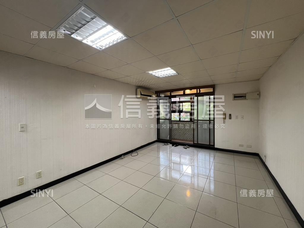 厲害景觀面校園內梯頂加房屋室內格局與周邊環境