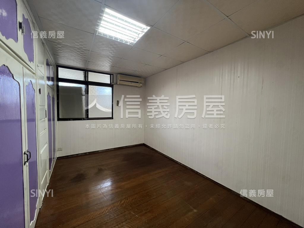 厲害景觀面校園內梯頂加房屋室內格局與周邊環境