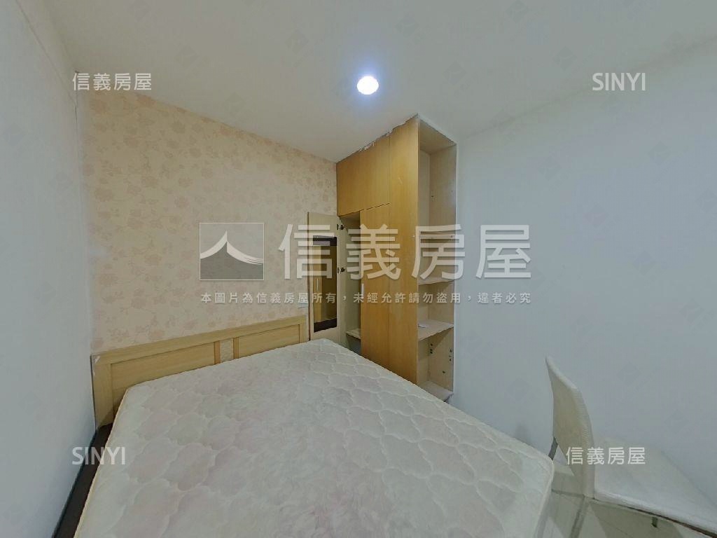 專任！新莊黃金公寓二樓房屋室內格局與周邊環境