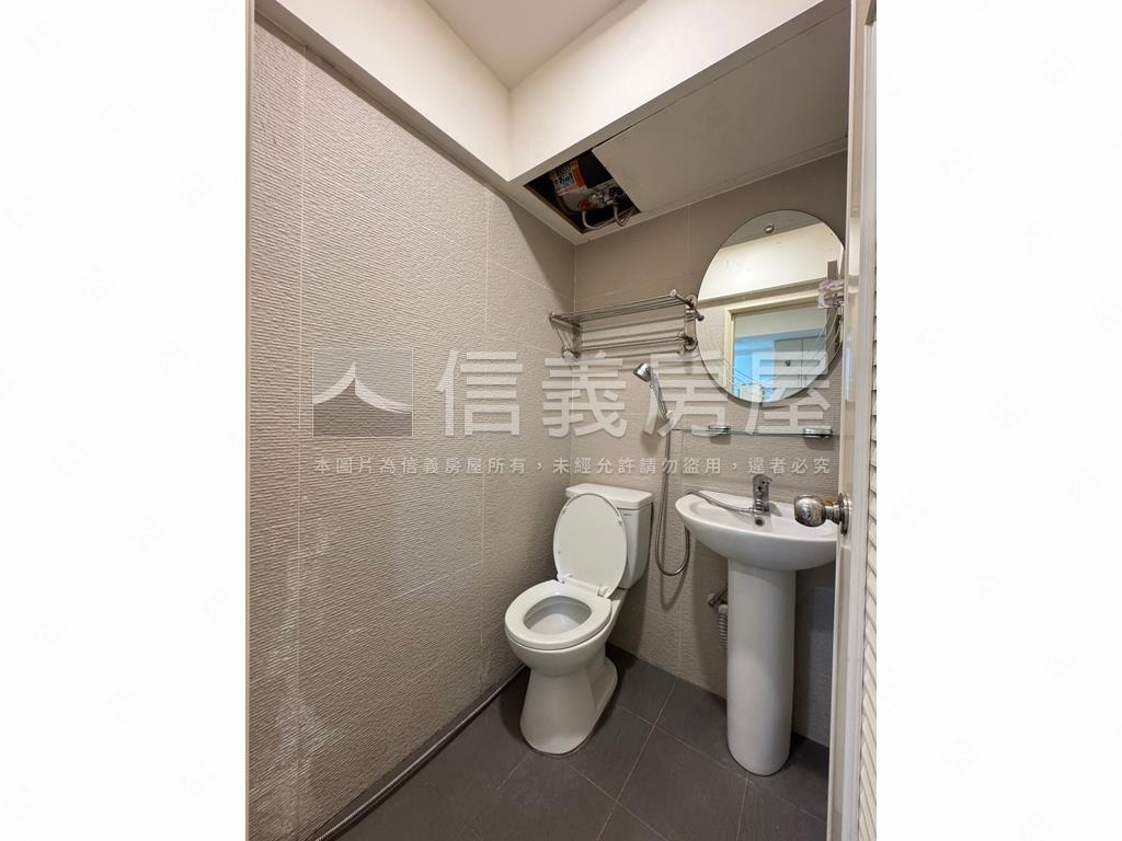 專任！新莊黃金公寓二樓房屋室內格局與周邊環境