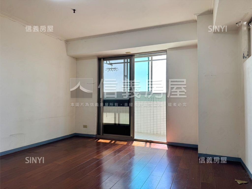 機能好✨朝南高樓層！四房房屋室內格局與周邊環境