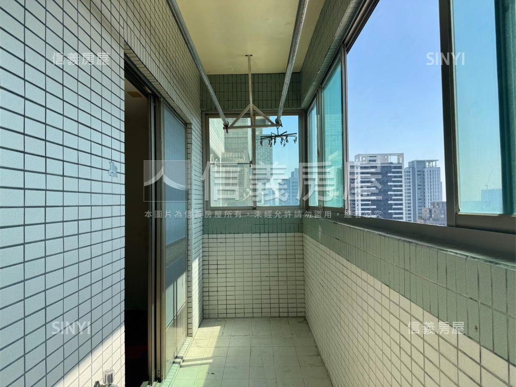 機能好✨朝南高樓層！四房房屋室內格局與周邊環境