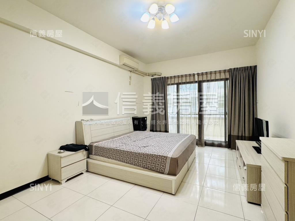 鹽行約１８．３年美車墅房屋室內格局與周邊環境