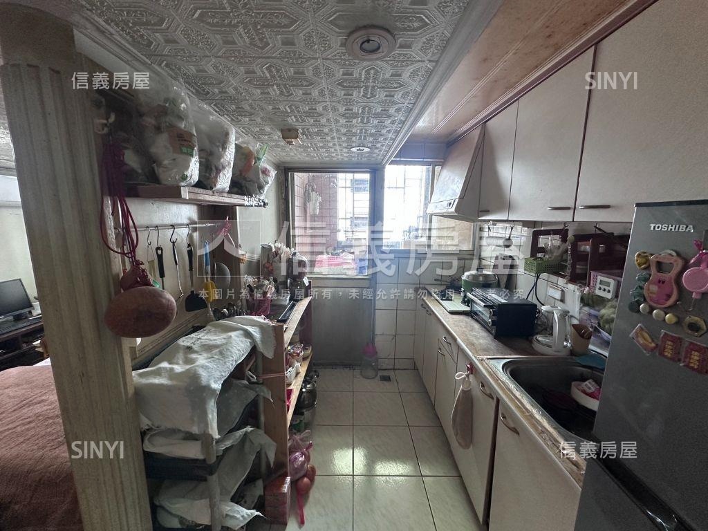露臺悠閒生活美居房屋室內格局與周邊環境