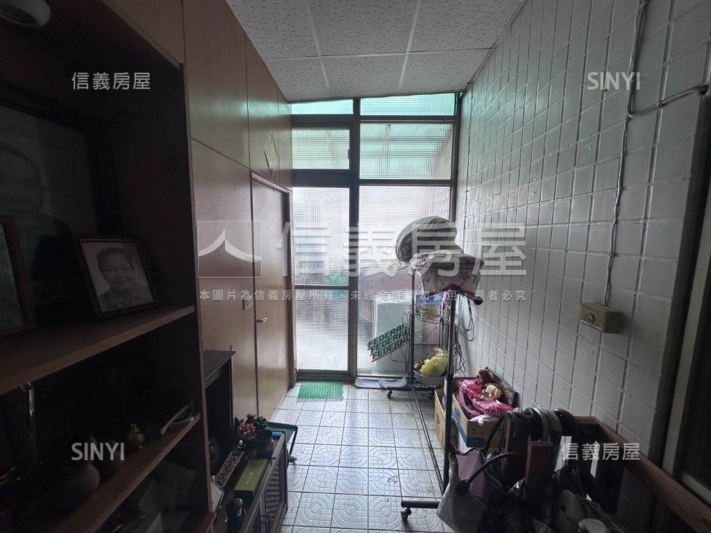 露臺悠閒生活美居房屋室內格局與周邊環境